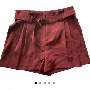 Redwood belted shorts